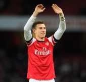 Koscielny To Stay At Arsenal Koscielny To Stay At Arsenal
